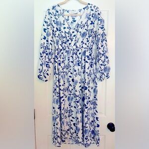 EUC Small Blue & White Floral Midi Dress